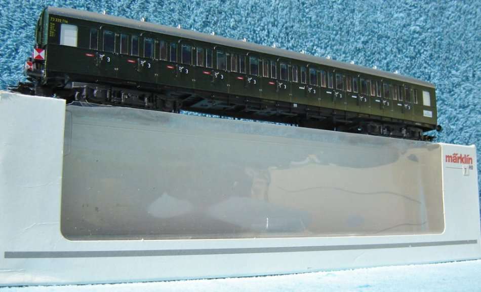 Marklin HO gauge 3de Class Passenger Coach