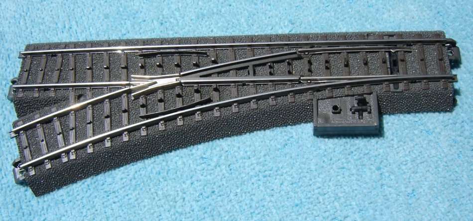 Marklin HO gauge C-Track Left Hand point No. 24611