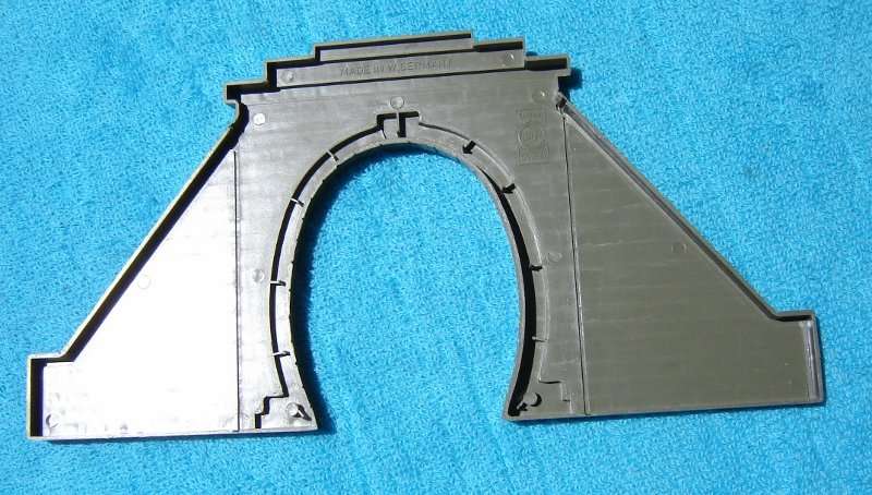 Herpa HO gauge Tunnel Mouth