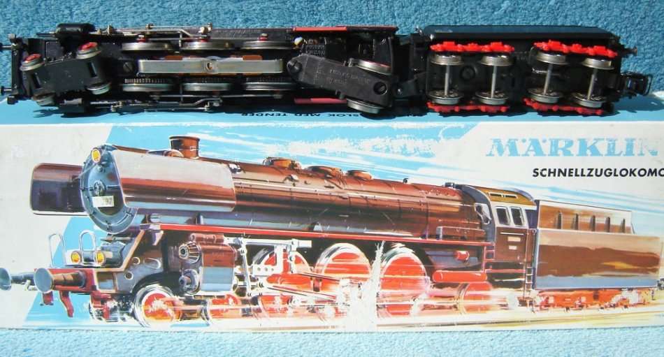 Marklin HO gauge BR01 Steam Locomotive No. 3048 - Digital