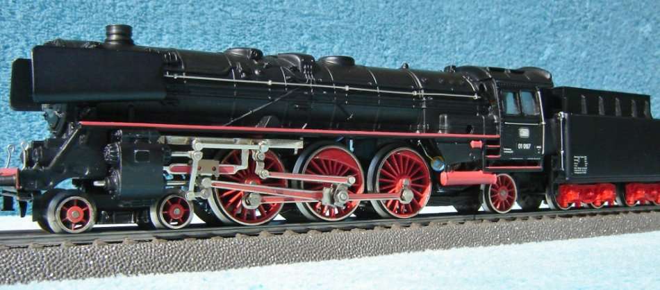 Marklin HO gauge BR01 Steam Locomotive No. 3048 - Digital