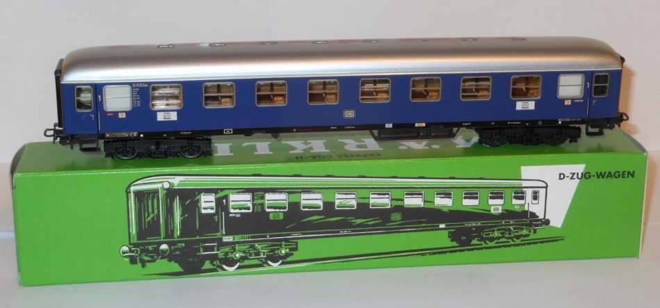 Marklin HO gauge Passenger Coach No. 00796-01
