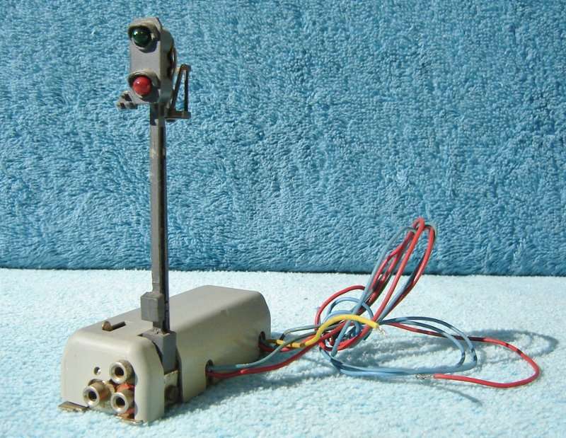 Marklin HO gauge Colour Light Home Signal