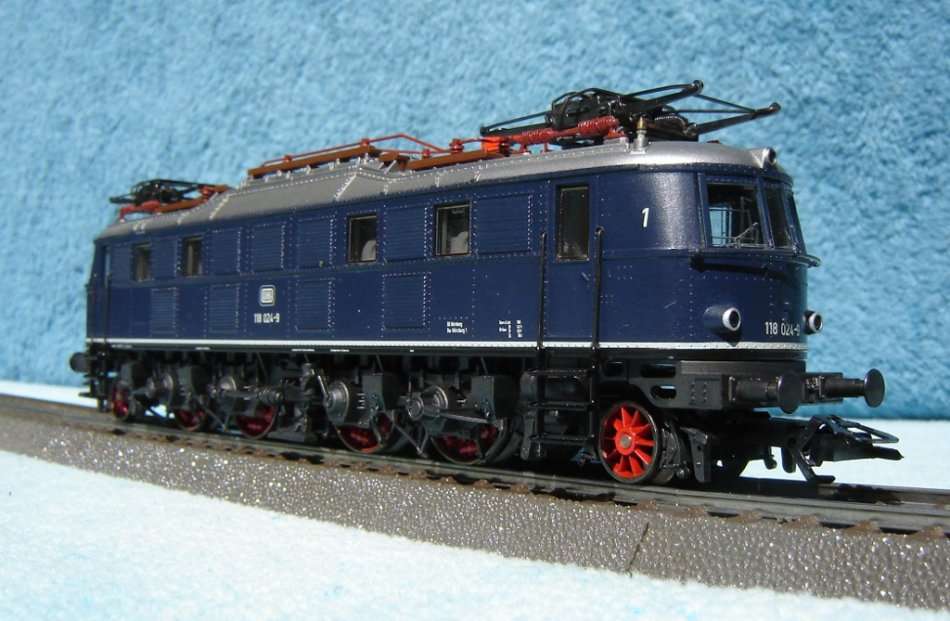Marklin HO gauge BR118 Electric Locomotive No. 3368