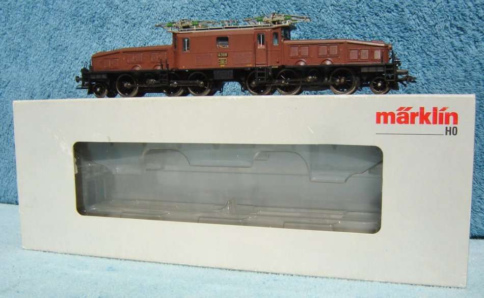 Marklin HO gauge Electric Locomotive No. 39562 - Mfx with Sound