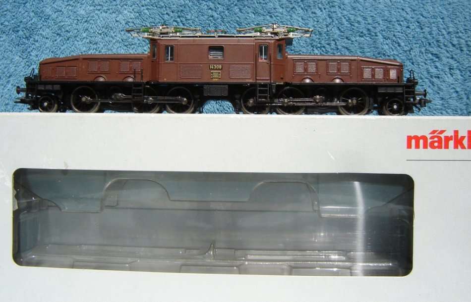 Marklin HO gauge Electric Locomotive No. 39562 - Mfx with Sound