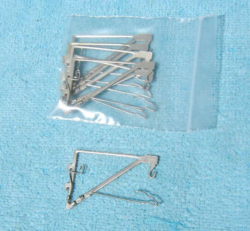 Marklin HO gauge 5 Cantilever Support Arms No. 7025