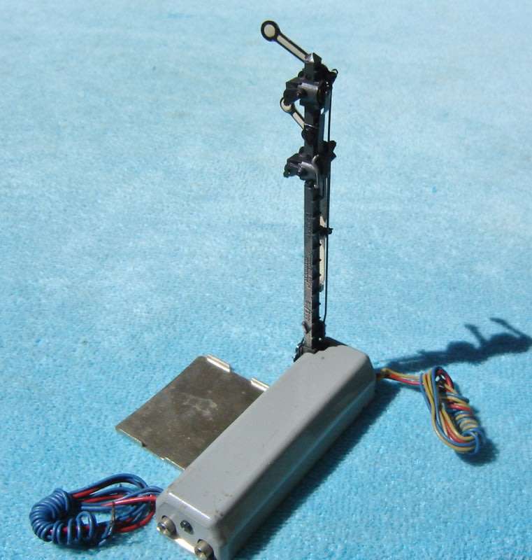 Marklin HO gauge Double Arm Home Signal No. 7041