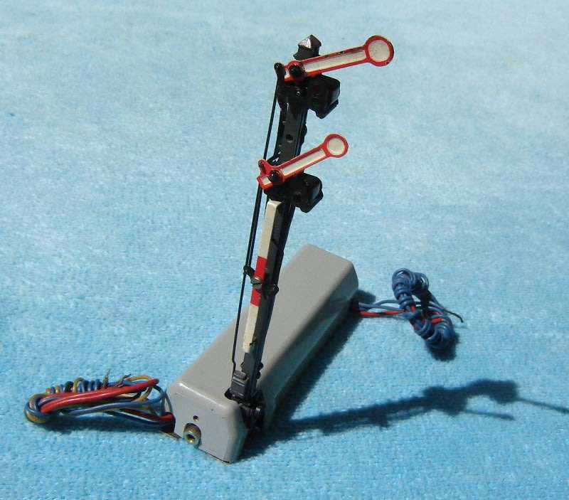 Marklin HO gauge Double Arm Home Signal No. 7041
