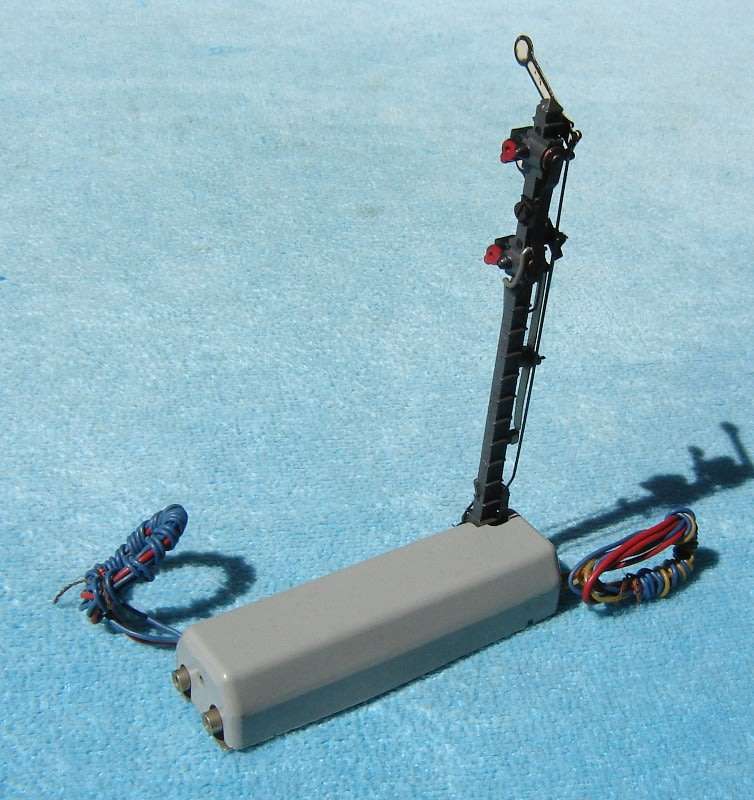 Marklin HO gauge Double Arm Home Signal No. 7041