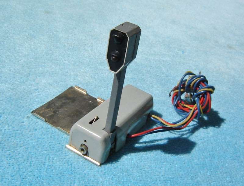 Marklin HO gauge Colour Light Home Signal