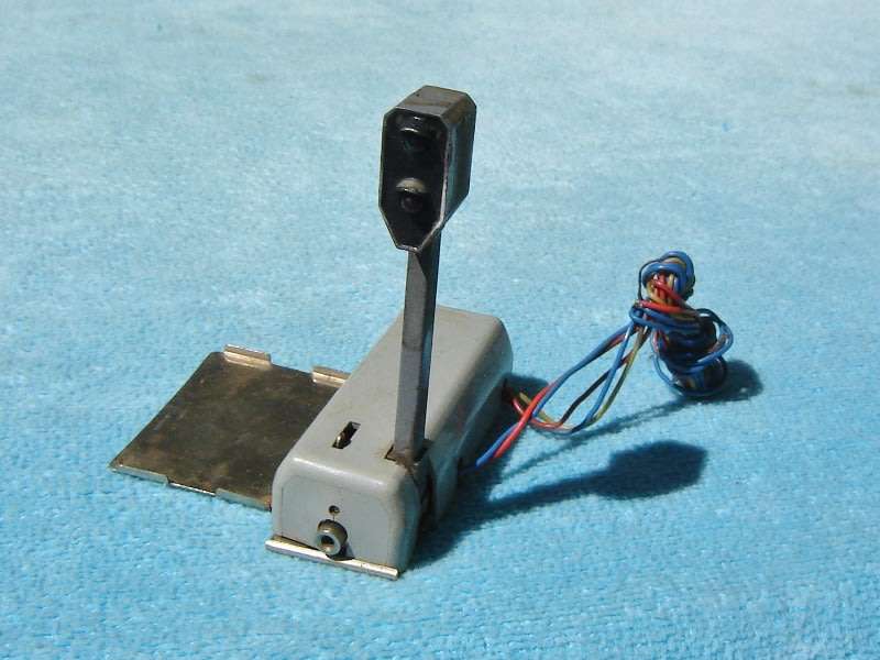Marklin HO gauge Colour Light Home Signal