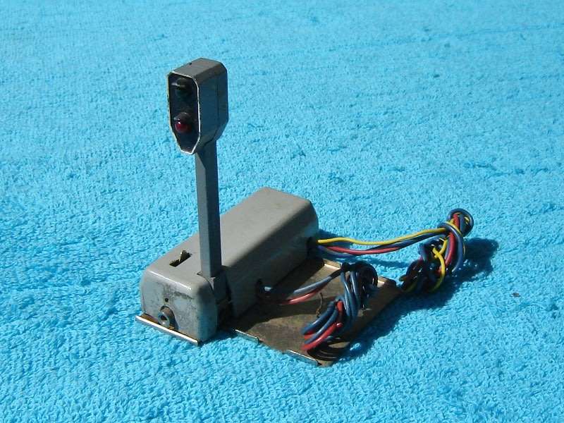 Marklin HO gauge Colour Light Home Signal