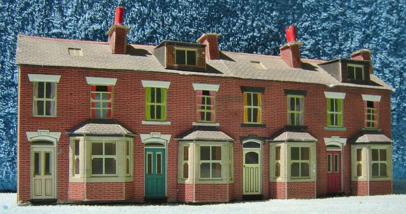 HO/OO gauge Cardboard City buildings for British Style layouts