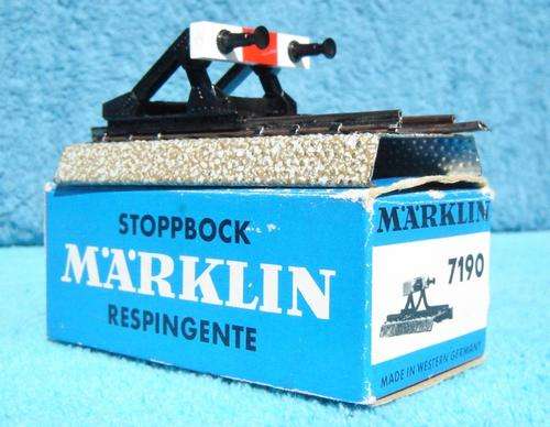 Marklin HO gauge M-track buffer stop No. 7190
