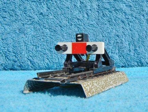 Marklin HO Gauge Buffer Stop with working lantern