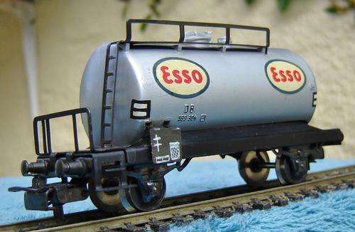 Marklin HO gauge Petrol Tank Wagon - ESSO