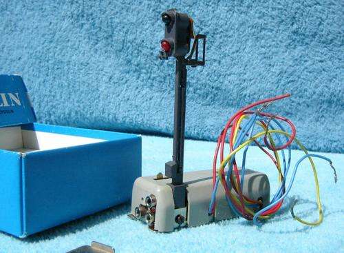 Marklin HO gauge Colour Light Home Signal No. 7188