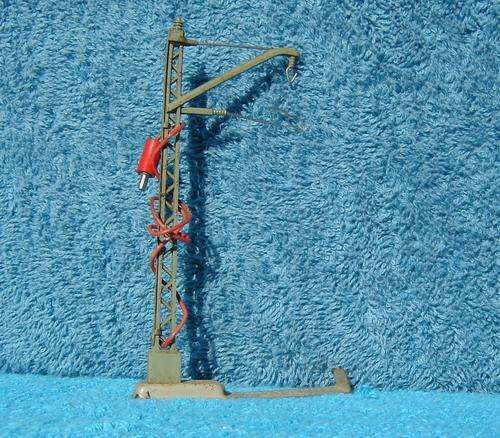 Marklin HO gauge Feeder Mast No. 7010