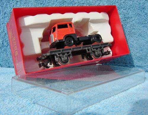 Rivarossi HO gauge Extremely Rare Flat Wagon with Fiat Truck No. 2008