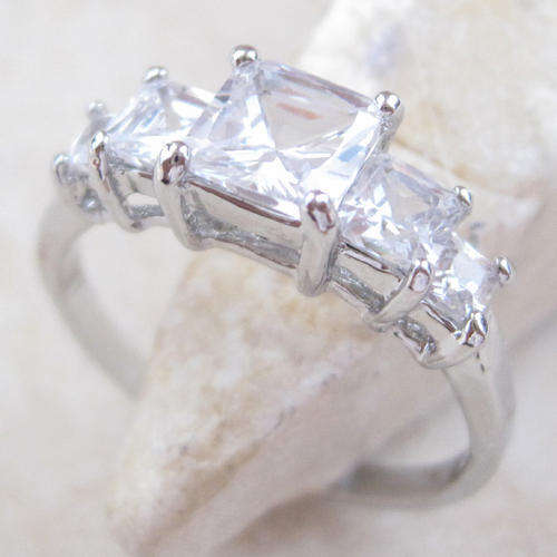 WHITE TOPAZ & WHITE CRYSTAL SILVER GEMSTONE RING