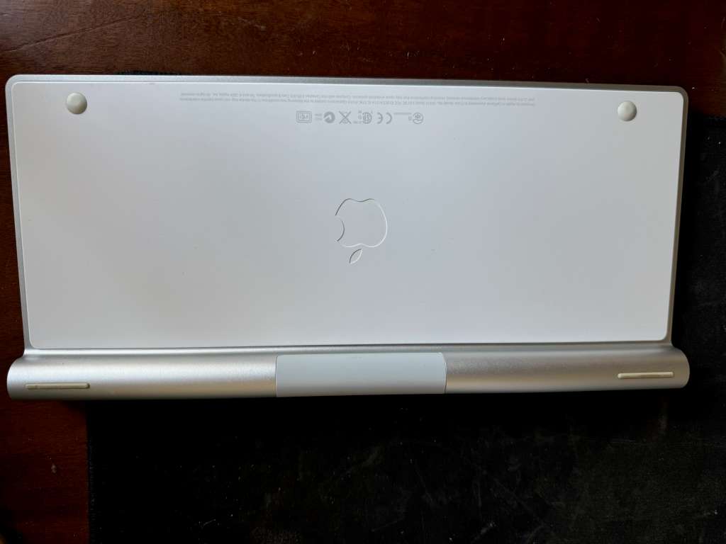 Apple Magic Wireless Keyboard A1314