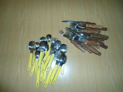 Cutlery lot.