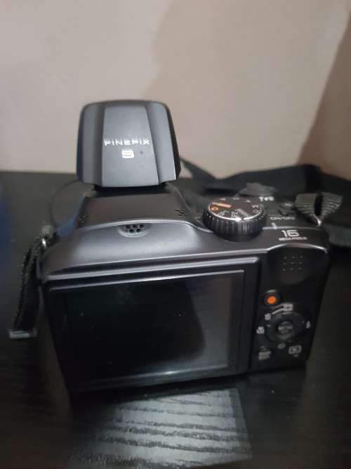FUJIFLIM S4 SERIES DIGITAL CAMERA