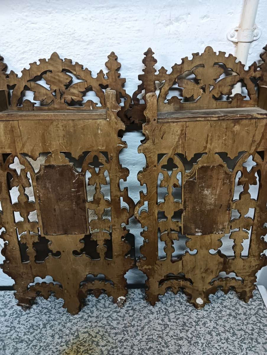 Antique wall hangers