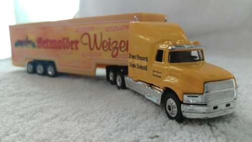 Grell HO Scale 1/87 Truck with Trailer - Detmolder Weizen