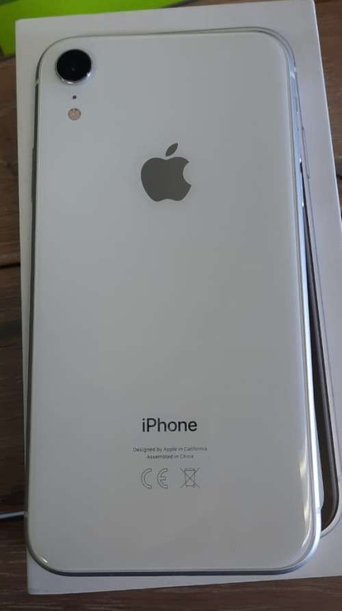 Iphone XR 64 GB *AS NEW*