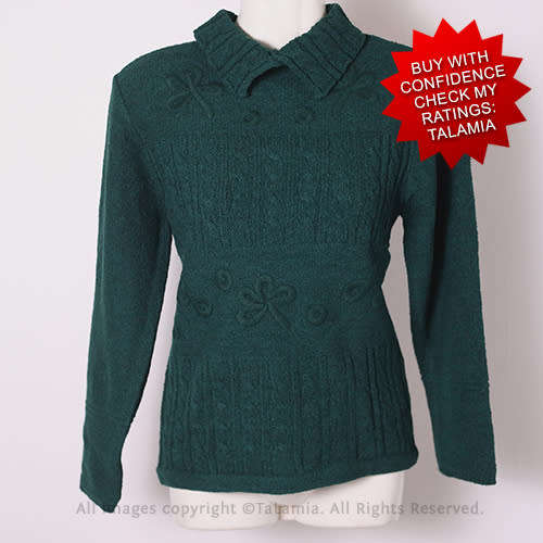 Ladies dark green pull over sweater jersey
