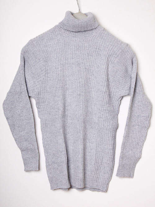 Light grey poloneck sweaters @@ R1 NR @@