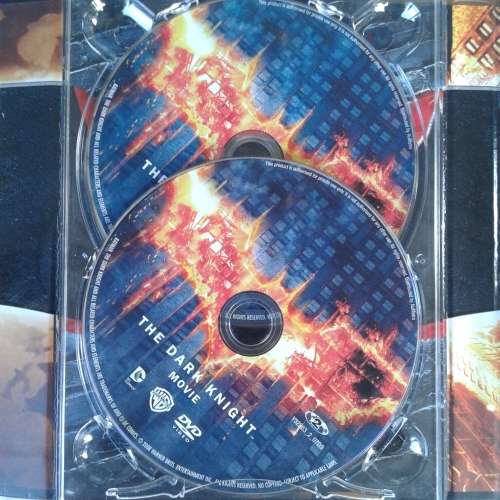 The Dark Knight Trilogy - 6 DVD Special Edition Collector`s Box