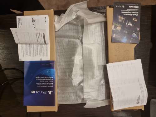 PS4 PRO 1TB EXCELLENT CONDITION INCLUDING 1 CONTROLLER THAT'S AND 2 NEW GAMES. PRICE NEGOTIABLE