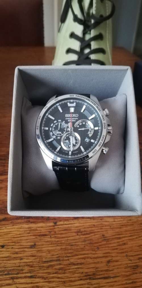 Seiko Chronograph SSB305P1 Free Shipping