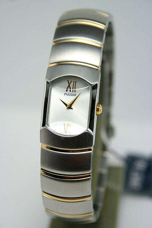 CLEARANCE SALE!!!SEIKO PULSAR LADIES ELEGANT TWO TONED DRESS QUARTZ WATCH