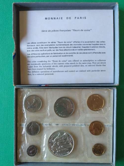 FRENCH SET WITH CERTIFICATE