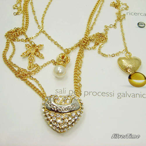 Stunning gold-plated diamantes necklace