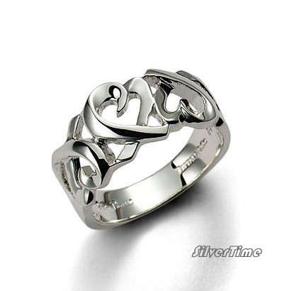ON-SALE: With FREE silver polishing cloth - Silver cross heart ring