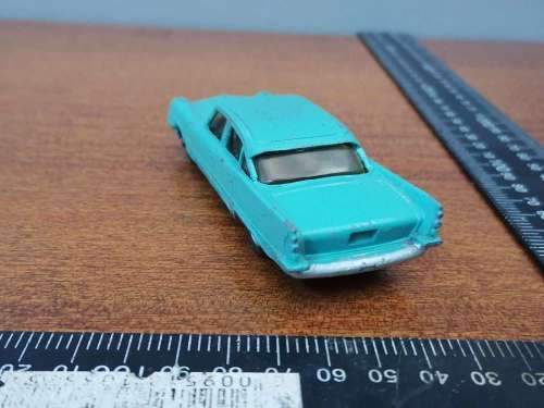 Dinky toy Desoto Fireflite
