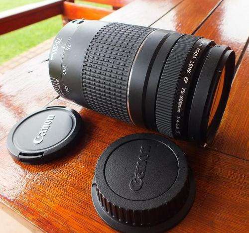 Canon EF 75-300MM F4-5.6 III Lens, Like new. bargain.