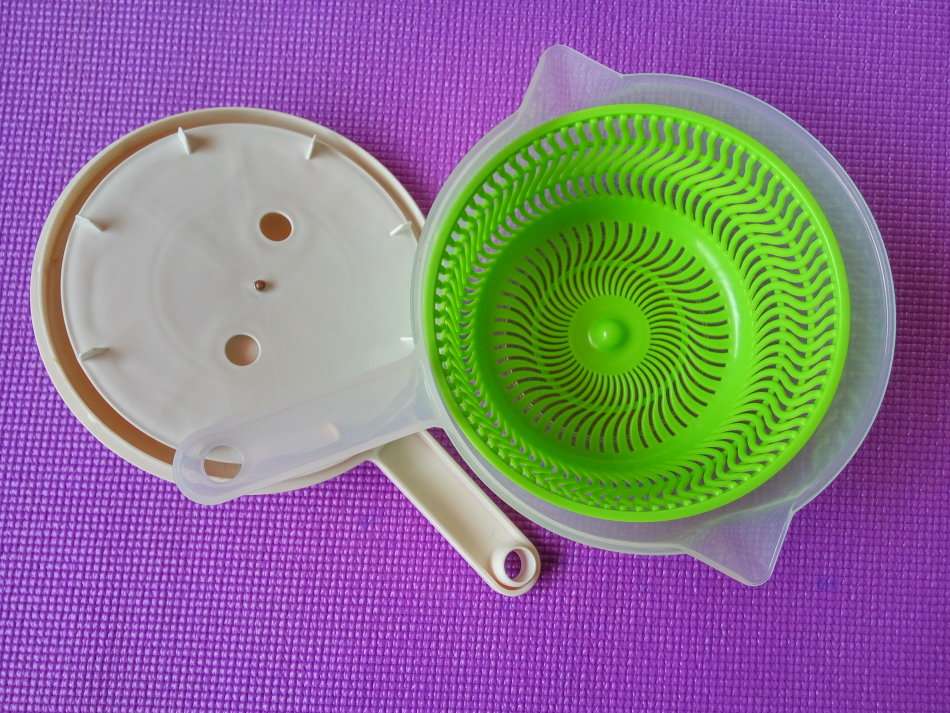 Progressive Salad Spinner