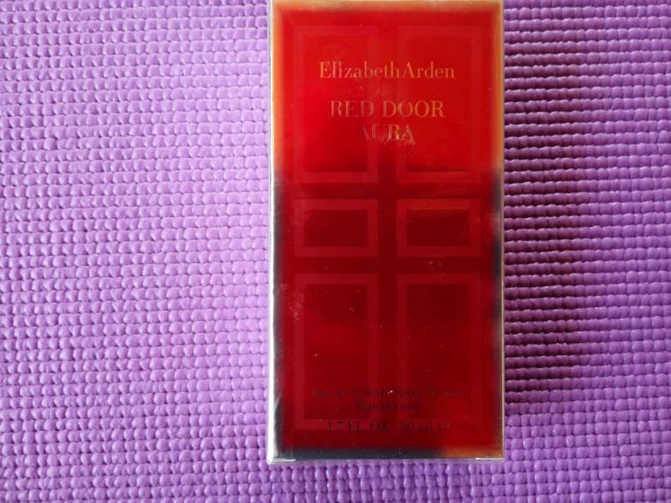 Elizabeth Arden Red Door Aura Eau De Toilette Spray Naturel Vaporisateur 50ml (1.7 oz)