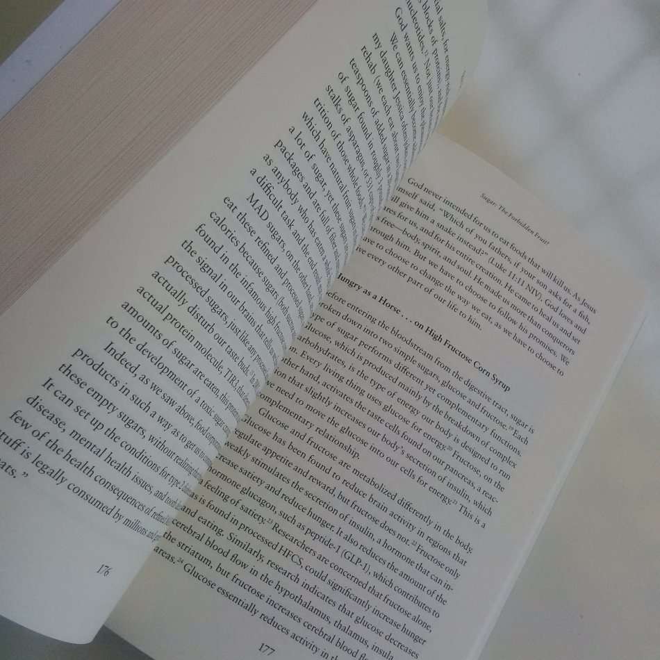 Think & Eat Yourself Smart by Dr. Caroline Leaf