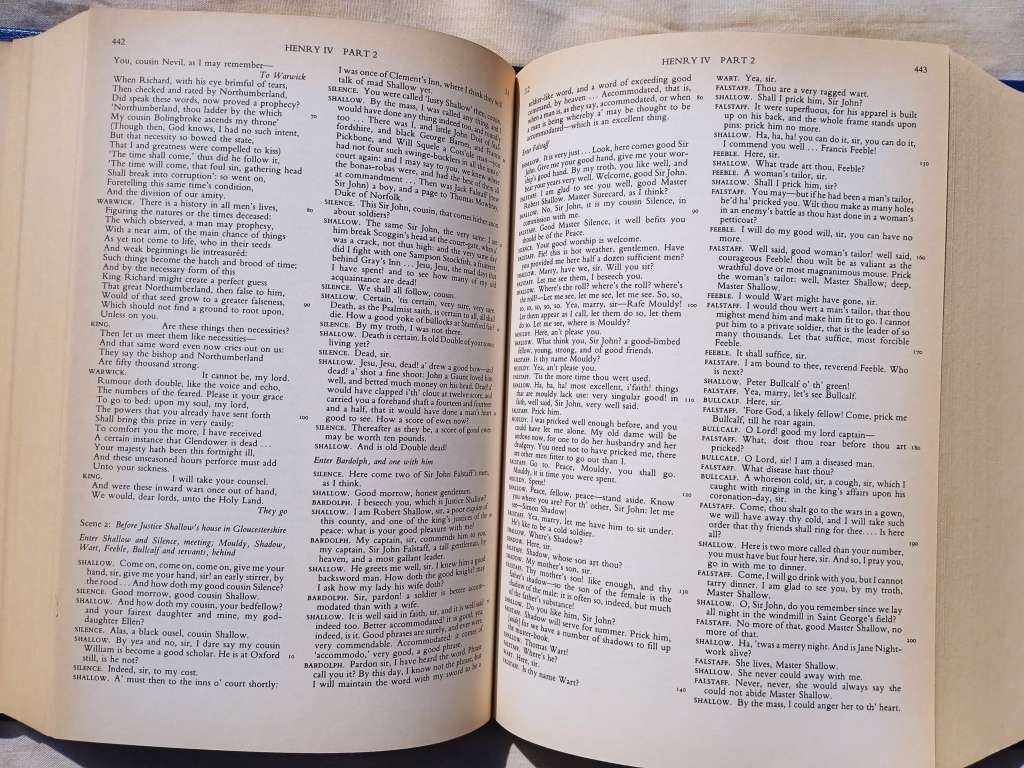 THE COMPLETE WORKS OF WILLIAM SHAKESPEARE