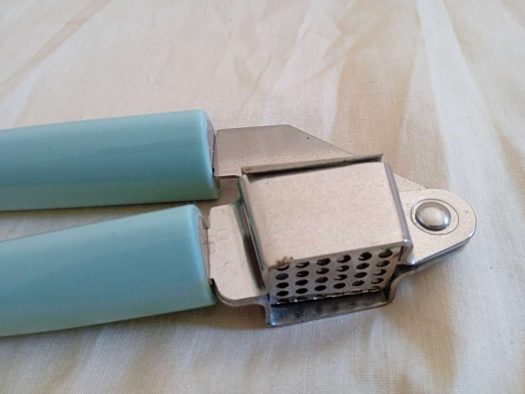 GARLIC PRESS