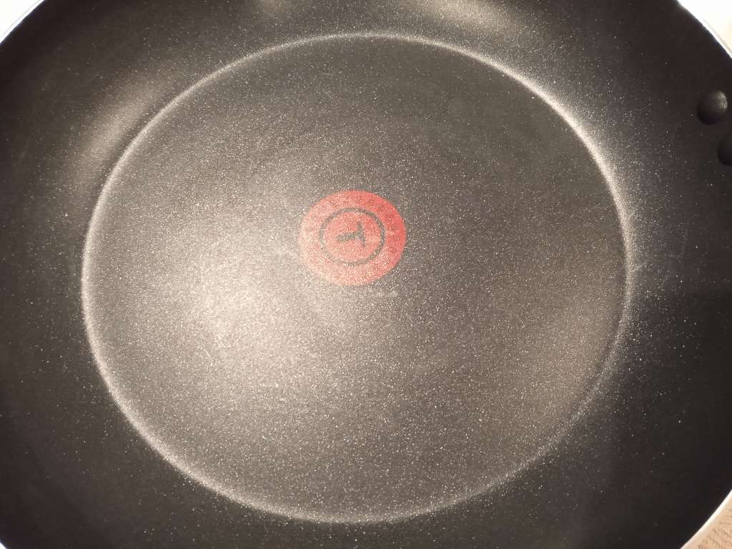T-FAL NON-STICK FRYING PAN