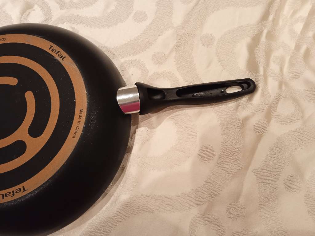 T-FAL NON-STICK FRYING PAN
