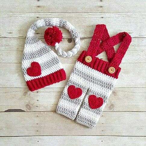 Crochet Sweetheart Photo Prop for baby photography